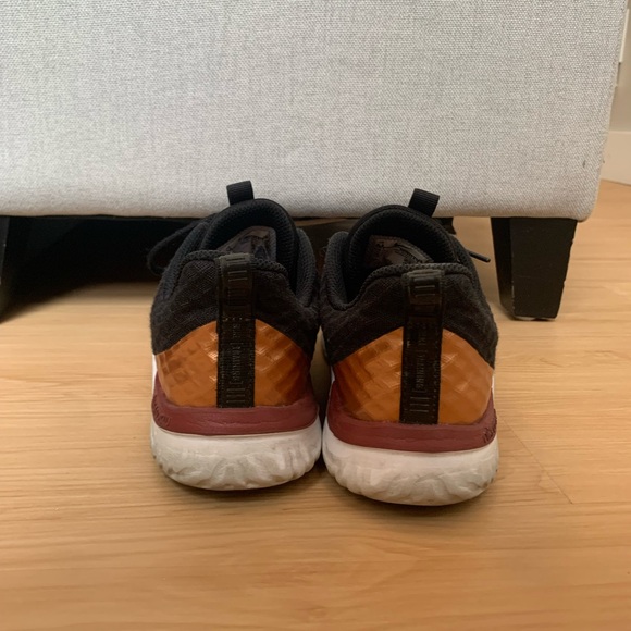 Nike training shoes - Picture 3 of 3